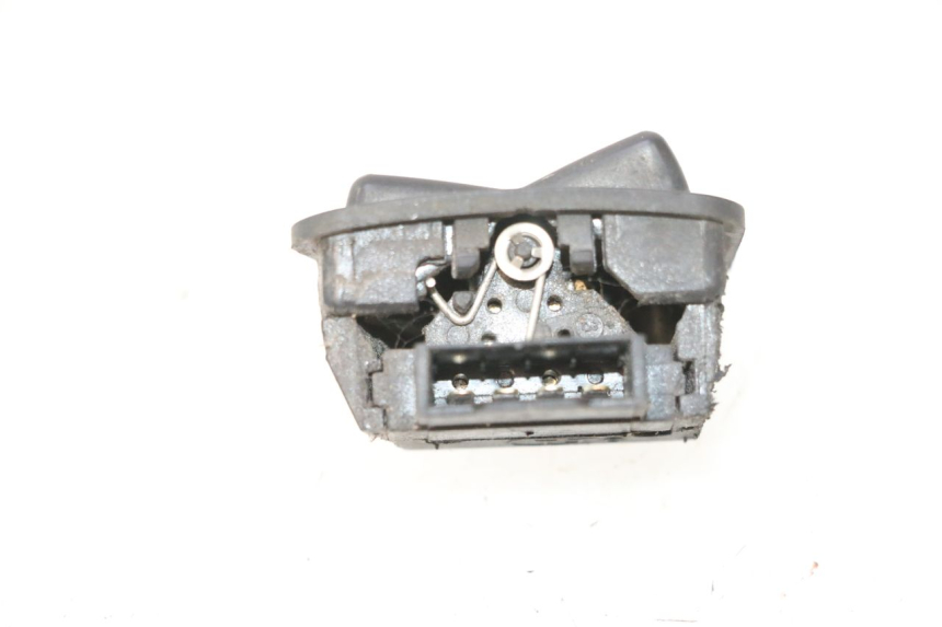 photo de COMMUTATORE LUCI KYMCO LIKE 4T 50 (2019 - 2025) - Altra angolazione