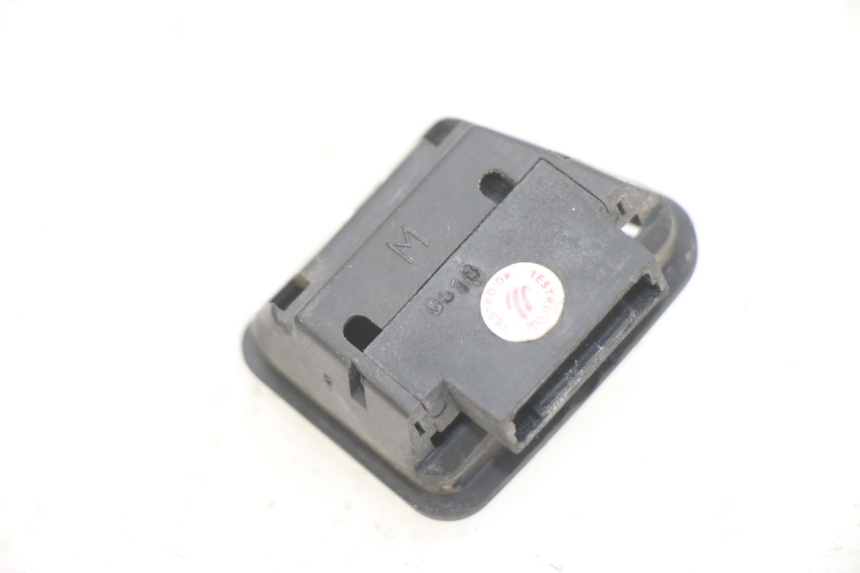 photo de COMANDO LUCE ALTA PIAGGIO NEW TYPHOON 50 (2018 - 2021) - Zoom sullo stato d'uso