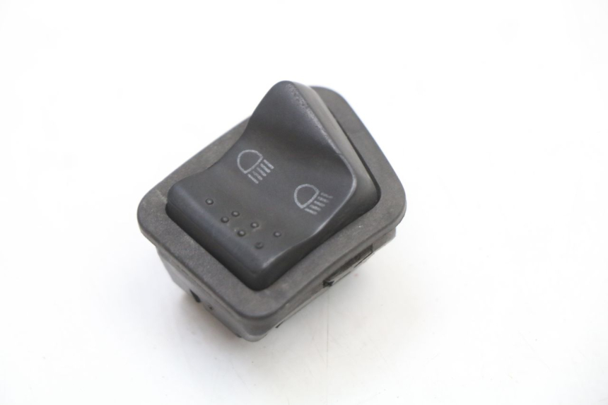 photo de COMANDO LUCE ALTA PIAGGIO NEW TYPHOON 50 (2018 - 2021) - Zoom sullo stato d'uso