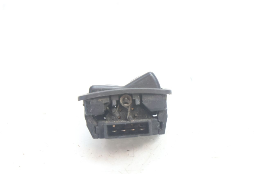 photo de COMMUTATORE LUCI SYM ORBIT III 3 4T 50 (2021 - 2025) - Zoom sullo stato d'uso