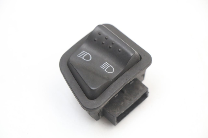 photo de COMANDO LUCE ALTA GILERA RUNNER SP 50 (2009 - 2017) - Dettaglio del componente