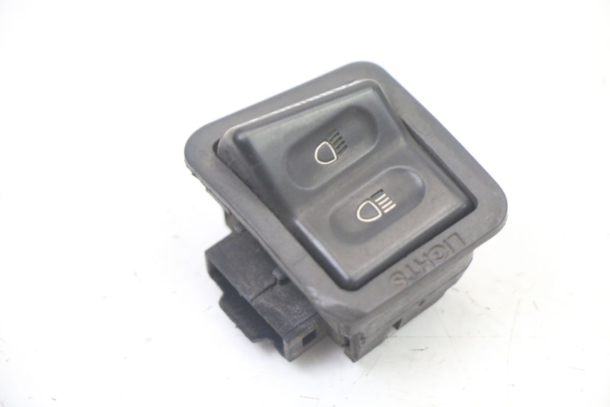 photo de COMANDO LUCE ALTA SYM ORBIT III 3 4T 50 (2018 - 2021) - Dettaglio del componente