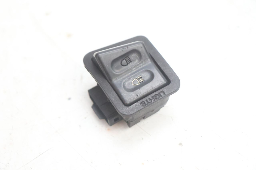 photo de COMANDO LUCI ALTE PEUGEOT TWEET 4T 50 (2018 - 2022) - Dettaglio del componente