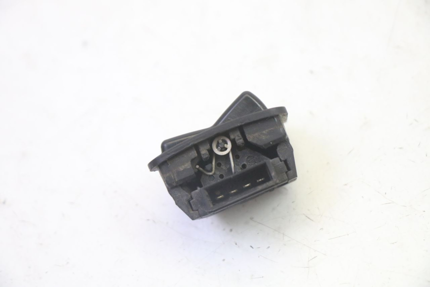 photo de COMMUTATORE LUCI PEUGEOT TWEET PRO CARGO 50 (2018 - 2022) - Zoom sullo stato d'uso