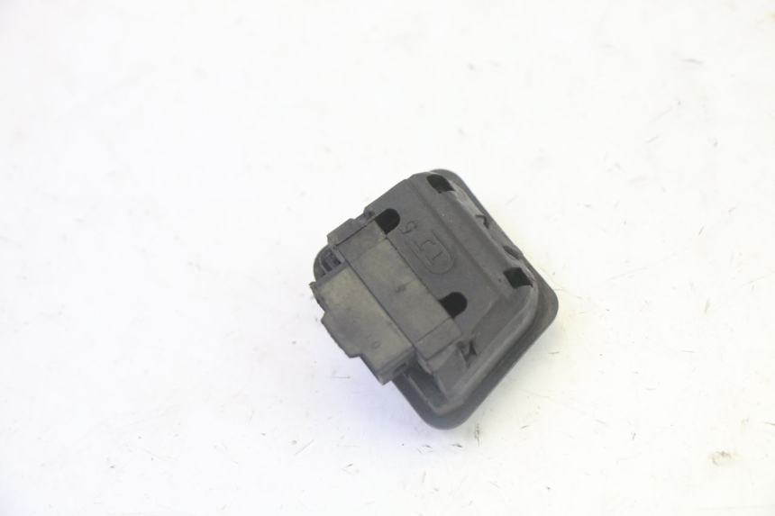 photo de COMMUTATORE LUCI PEUGEOT TWEET PRO CARGO 50 (2018 - 2022) - Altra angolazione