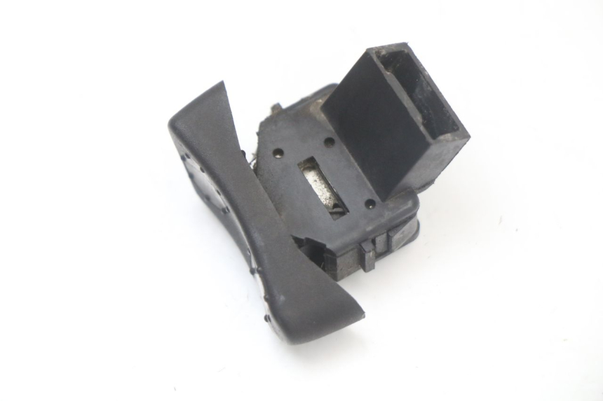 photo de COMANDO LUCI ALTE PIAGGIO VESPA LX 2T 50 (2005 - 2013) - Dettaglio del componente