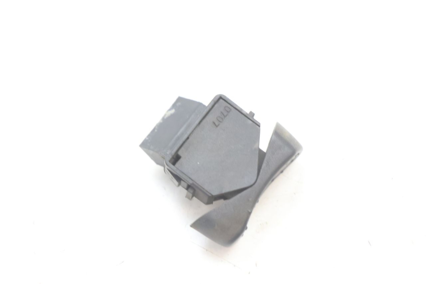 photo de COMANDO LUCE ALTA PIAGGIO VESPA S 2T 50 (2007 - 2014) - Altra angolazione