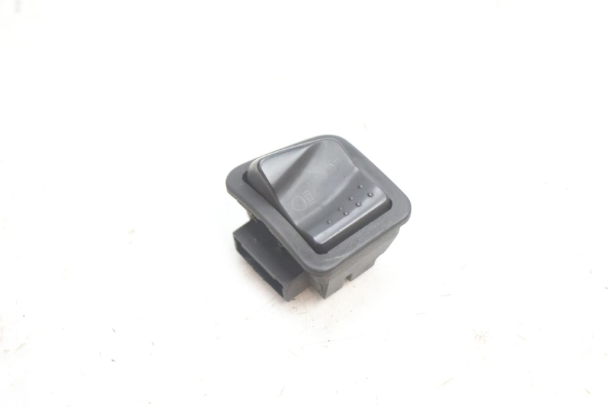 photo de COMMUTATORE LUCI PIAGGIO X8 STREET 125 (2006 - 2007) - Dettaglio del componente