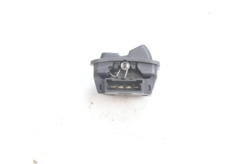 photo de COMANDO LUCE ALTA PIAGGIO X9 EVOLUTION 125 (2003 - 2007) - Zoom sullo stato d'uso