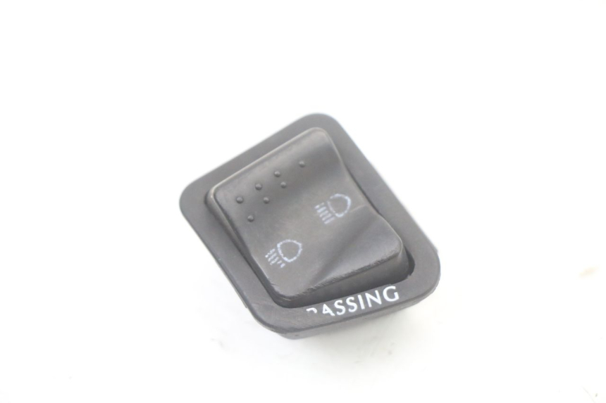 photo de COMANDO LUCE ALTA PIAGGIO XEVO - X EVO 125 (2007 - 2017) - Vista principale