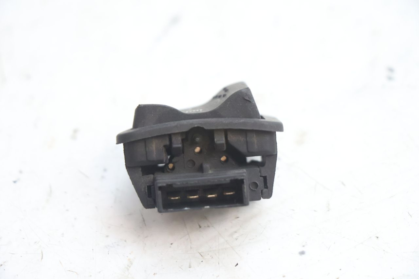 photo de COMANDO LUCE ALTA PIAGGIO ZIP 2T 50 (2009 - 2019) - Zoom sullo stato d'uso
