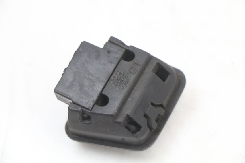 photo de COMANDO LUCE ALTA PIAGGIO ZIP 4T 50 (2018 - 2020) - Primo piano tecnico