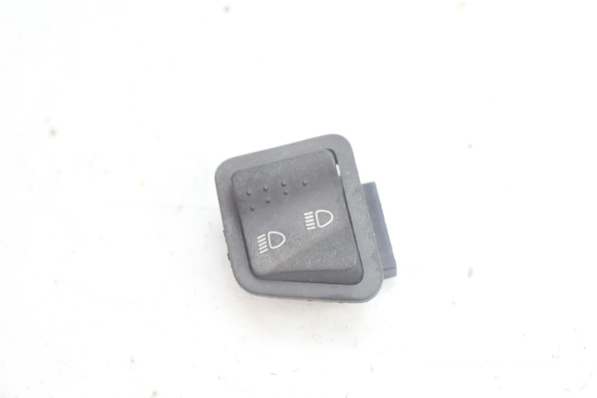 photo de COMMUTATORE LUCI PIAGGIO ZIP IGET 4T 50 (2021 - 2023) - Vista principale