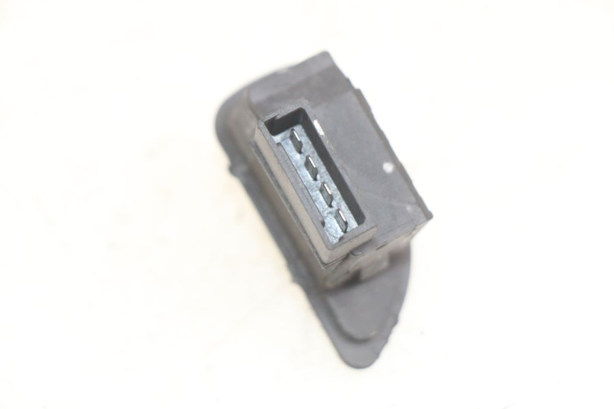 photo de COMMODO ROLL LOCK PIAGGIO MP3 LT 400 (2007 - 2012) - Zoom sullo stato d'uso
