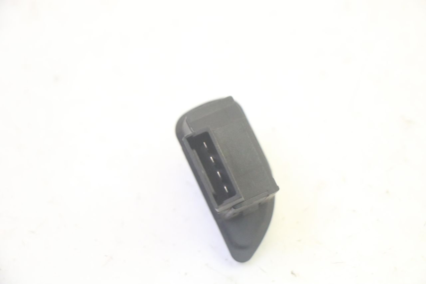 photo de COMMODO ROLL LOCK PIAGGIO MP3 LT 400 (2007 - 2012) - Altra angolazione
