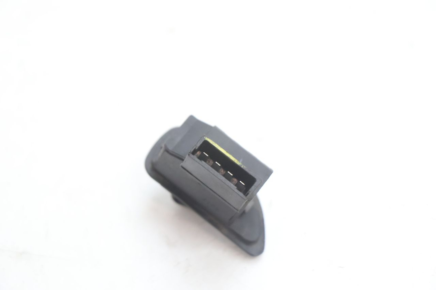 photo de COMMUTATORE ROLL LOCK PIAGGIO MP3 LT 300 (2010 - 2016) - Altra angolazione