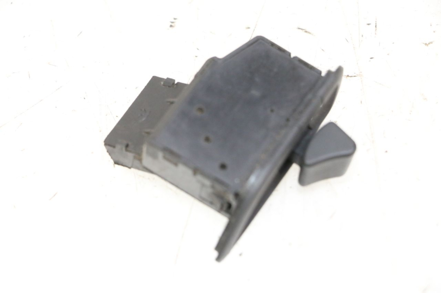 photo de COMMUTATORE ROLL LOCK PIAGGIO MP3 500 (2014 - 2017) - Dettaglio del componente