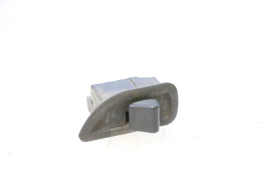 photo de COMMUTATORE ROLL LOCK PIAGGIO MP3 125 (2006 - 2014) - Vista principale