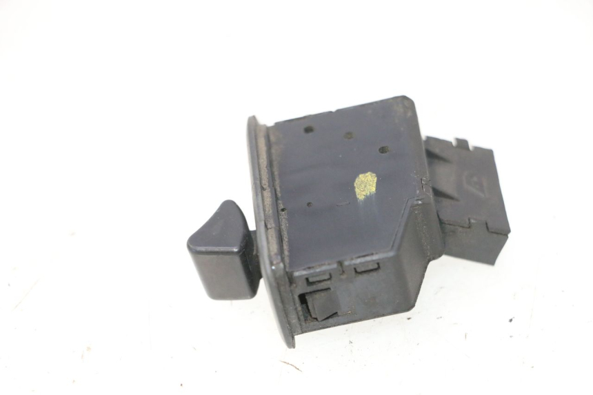 photo de COMMUTATORE ROLL LOCK PIAGGIO MP3 500 (2016 - 2018) - Dettaglio del componente