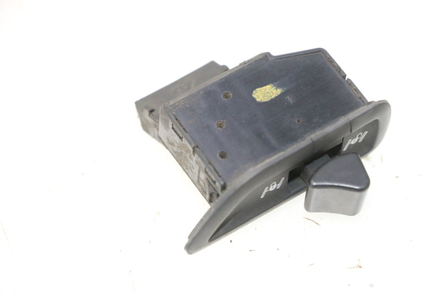 photo de COMMUTATORE ROLL LOCK PIAGGIO MP3 500 (2016 - 2018) - Zoom sullo stato d'uso