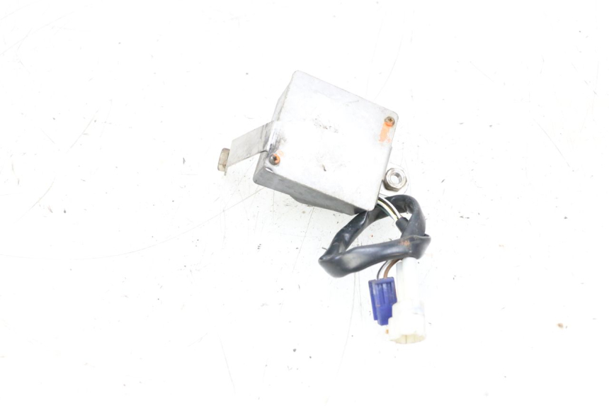 photo de COMMUTATORE YAMAHA TDM ABS 900 (2002 - 2014) - Primo piano tecnico