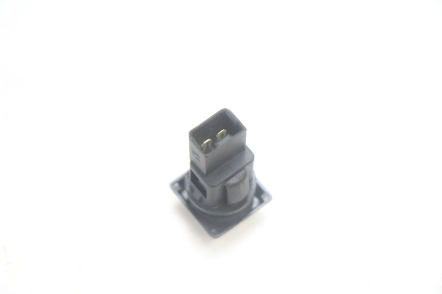 photo de COMANDO SPORTELLO CARBURANTE PIAGGIO MP3 HPE 530 (2022 - 2026) - Altra angolazione