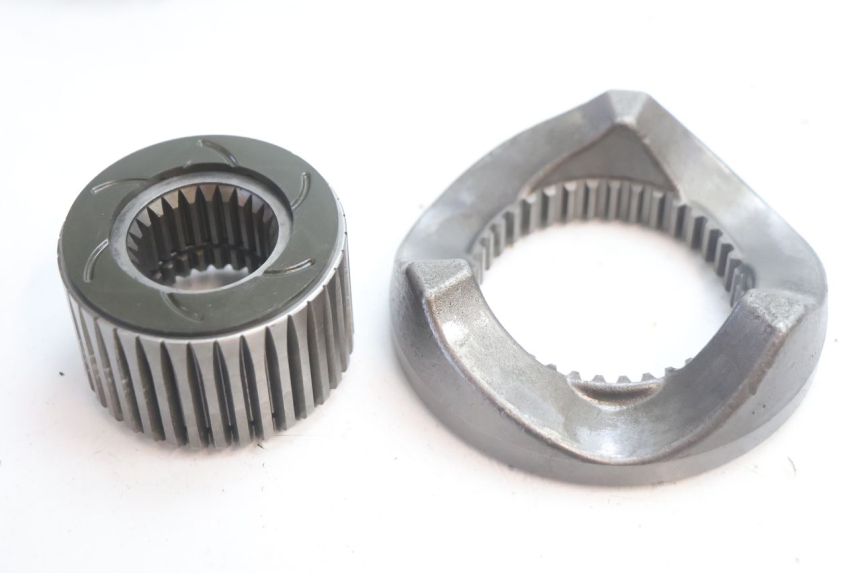 photo de COMPENSATORE DI COPPIA HARLEY DAVIDSON ROAD GLIDE FLTRXSE 1920 (2018 - 2022) - Altra angolazione