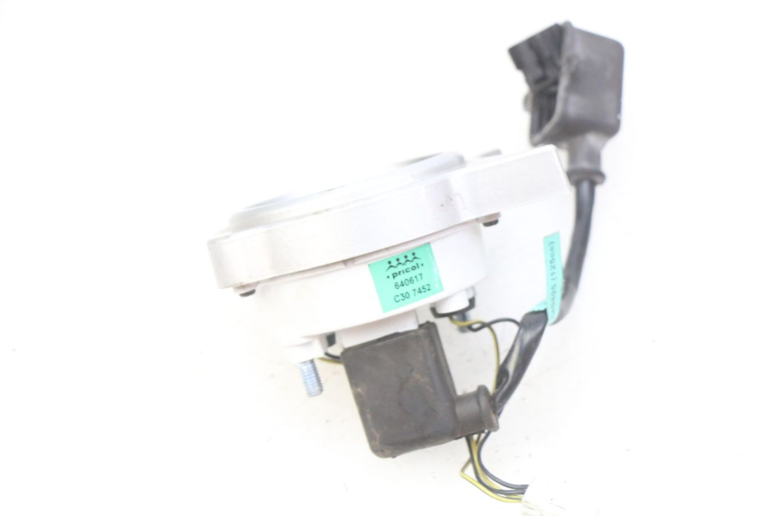 photo de CONTACHILOMETRI GILERA NEXUS 125 (2009 - 2013) - Vista d'insieme del prodotto