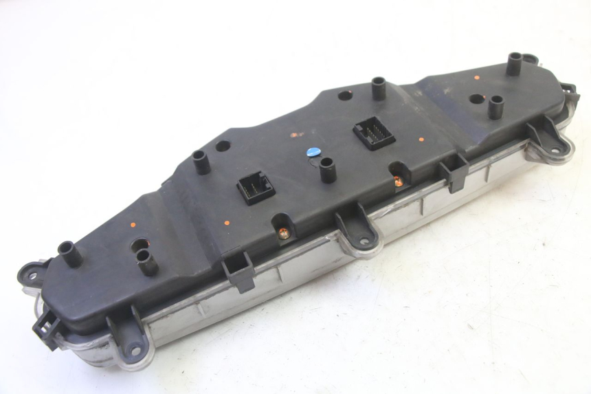 photo de CONTACHILOMETRI QUADRO 4 4D 350 (2015 - 2018) - Caratteristiche distintive