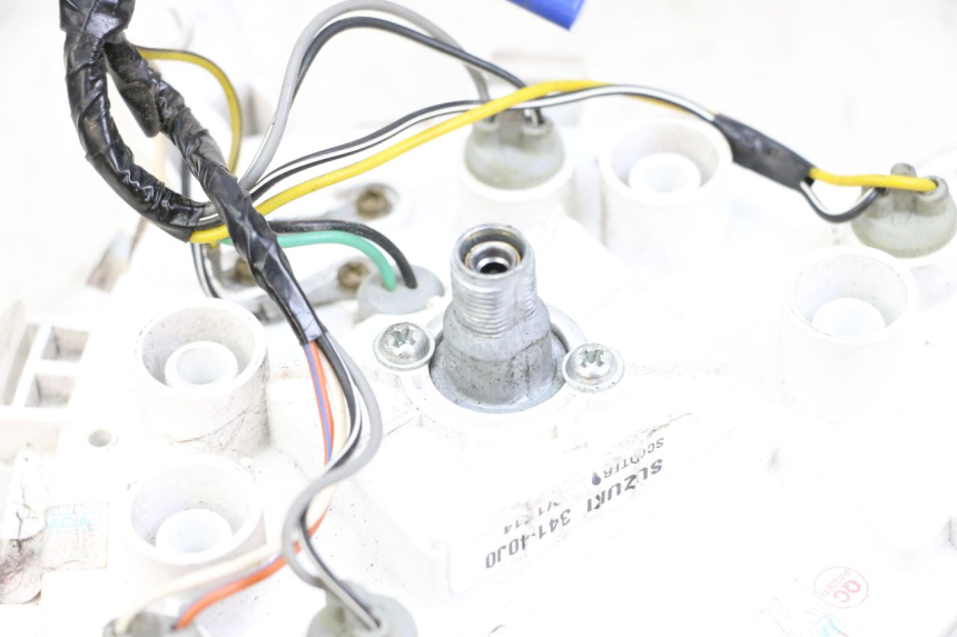 photo de CONTACHILOMETRI SUZUKI ADDRESS 110 (2015 - 2020) - Stato della superficie e materiale