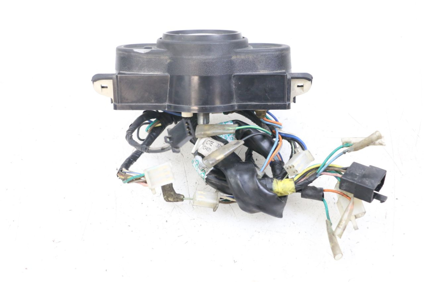 photo de CONTACHILOMETRI KYMCO AGILITY 4T 50 (2005 - 2018) - Dettagli dei punti di fissaggio