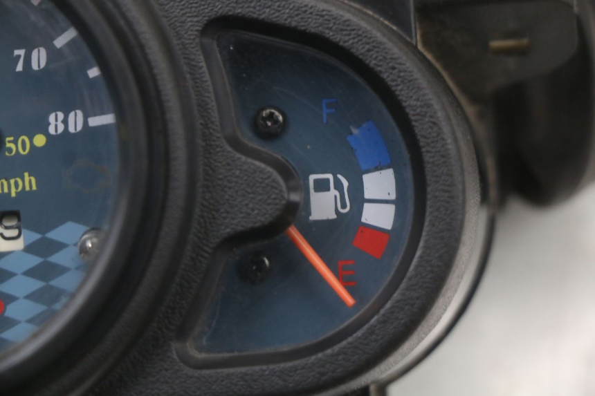 photo de CONTACHILOMETRI KYMCO AGILITY 4T 50 (2018 - 2022) - Primo piano tecnico