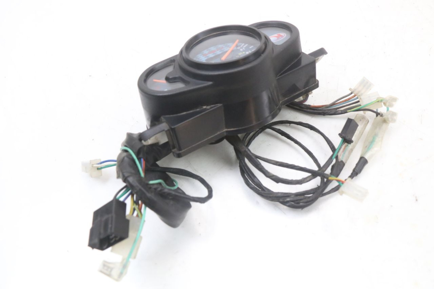 photo de CONTACHILOMETRI KYMCO AGILITY 4T 50 (2018 - 2022) - Vista d'insieme del prodotto