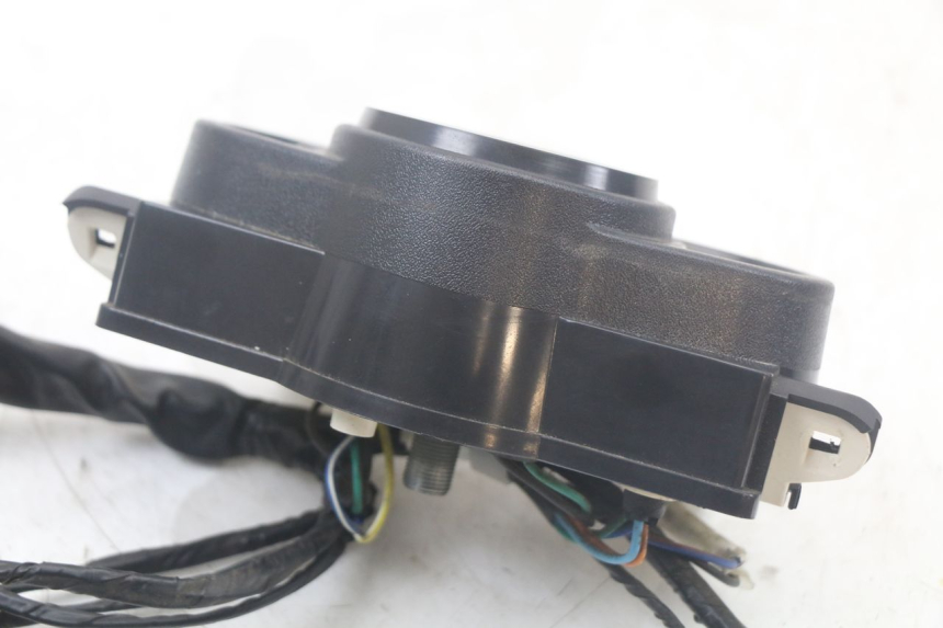 photo de CONTACHILOMETRI KYMCO AGILITY 4T 50 (2018 - 2022) - Dettagli dei punti di fissaggio