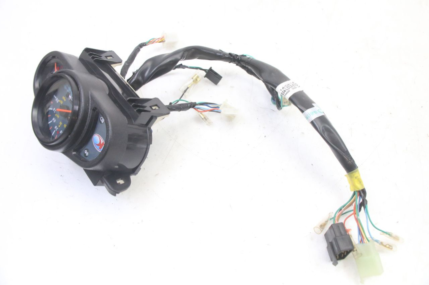 photo de CONTACHILOMETRI KYMCO AGILITY 4T 50 (2005 - 2018) - Stato della superficie e materiale