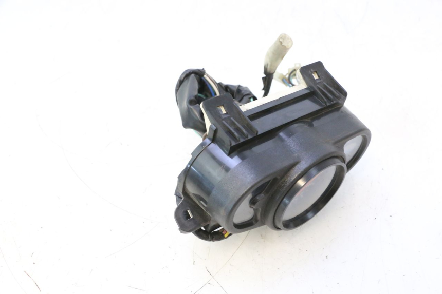 photo de CONTACHILOMETRI KYMCO AGILITY 4T 50 (2005 - 2018) - Stato della superficie e materiale