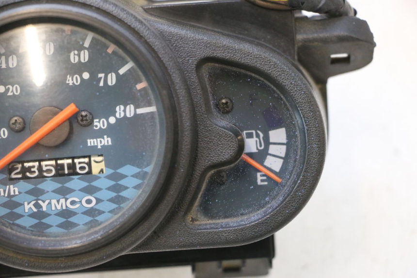 photo de CONTACHILOMETRI KYMCO AGILITY 4T 50 (2005 - 2018) - Marcature e riferimenti originali