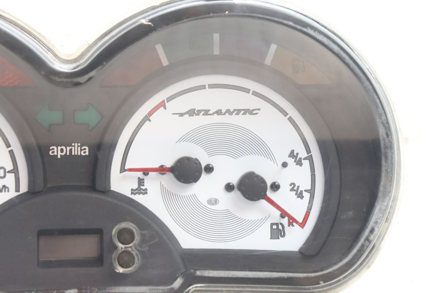 photo de CONTACHILOMETRI APRILIA ATLANTIC S 125 (2010 - 2013) - Altra angolazione