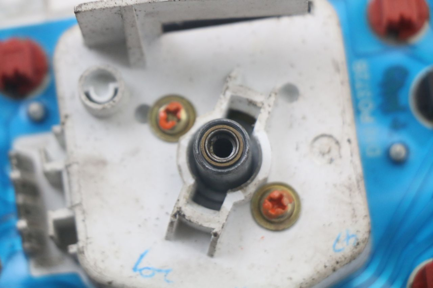 photo de CONTACHILOMETRI MBK BOOSTER SPIRIT 50 (2004 - 2017) - Zoom sui componenti