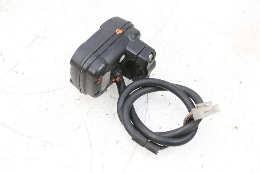 photo de CONTACHILOMETRI MBK BOOSTER SPIRIT NAKED 50 (2004 - 2017) - Altra vista dell'articolo