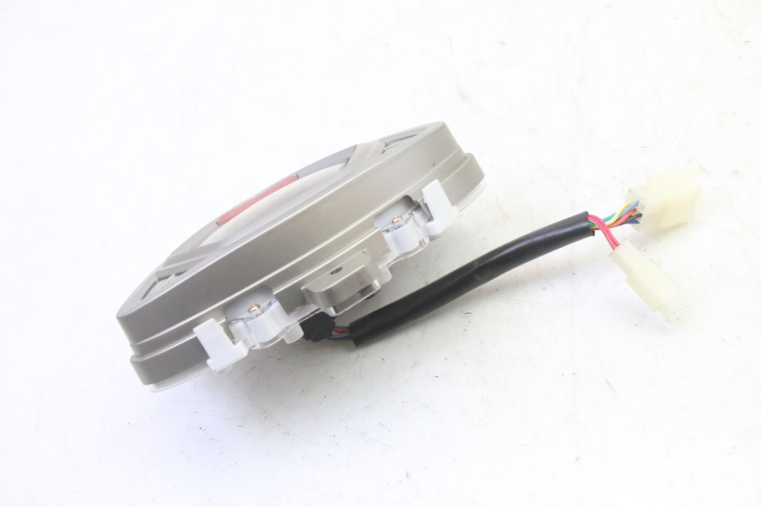 photo de CONTACHILOMETRI MOTRON BREEZY 4T 50 (2021 - 2025) - Altra angolazione