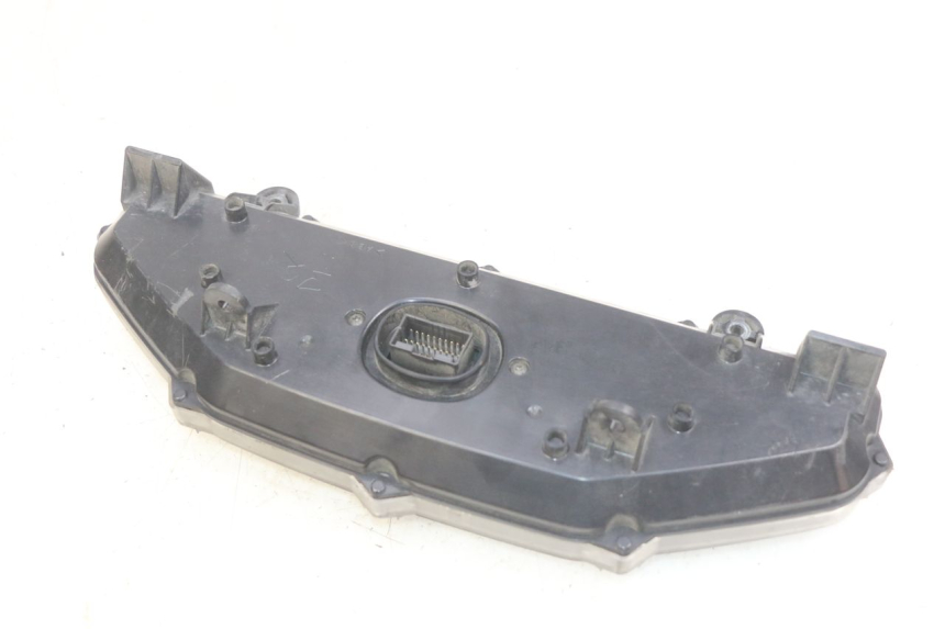 photo de CONTACHILOMETRI SUZUKI BURGMAN 650 (2002 - 2004) - Primo piano tecnico