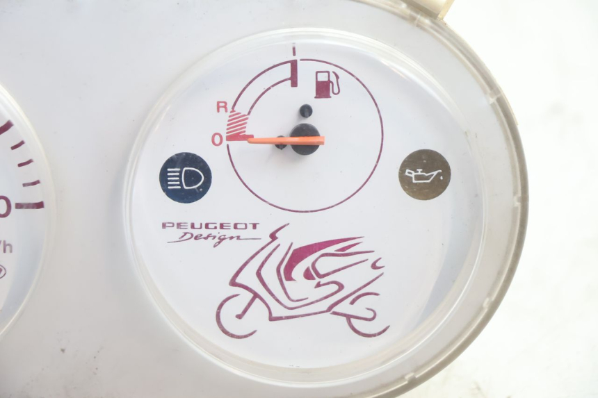 photo de CONTACHILOMETRI PEUGEOT BUXY 50 (1993 - 1998) - Zoom sullo stato d'uso