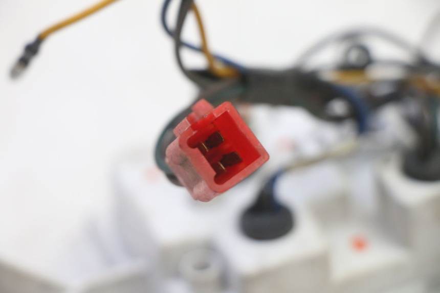 photo de CONTACHILOMETRI YAMAHA BW'S 100 (1999 - 2002) - Altra vista dell'articolo