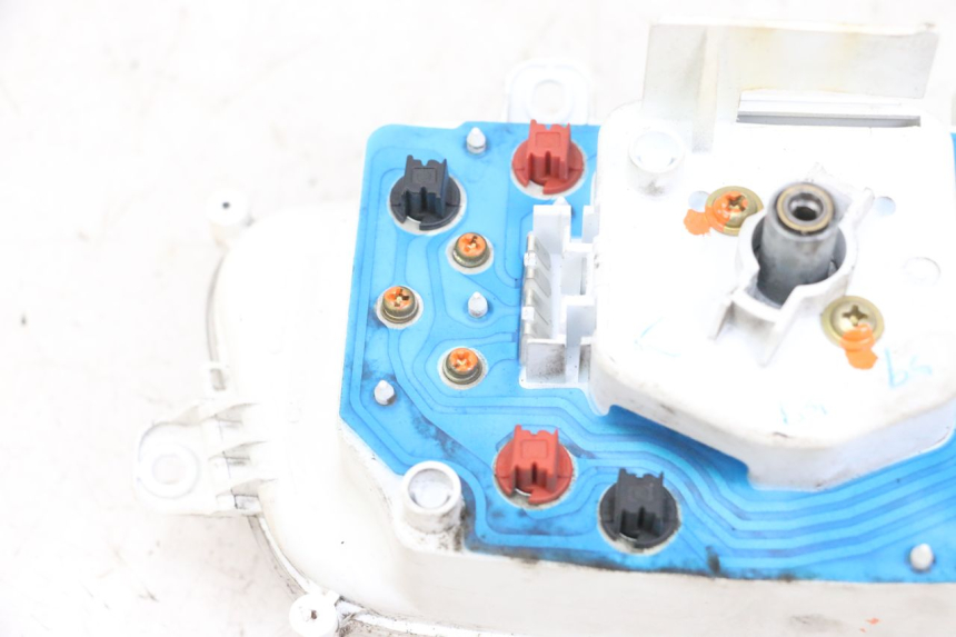 photo de CONTACHILOMETRI YAMAHA BW'S EASY 50 (2013 - 2016) - Stato della superficie e materiale