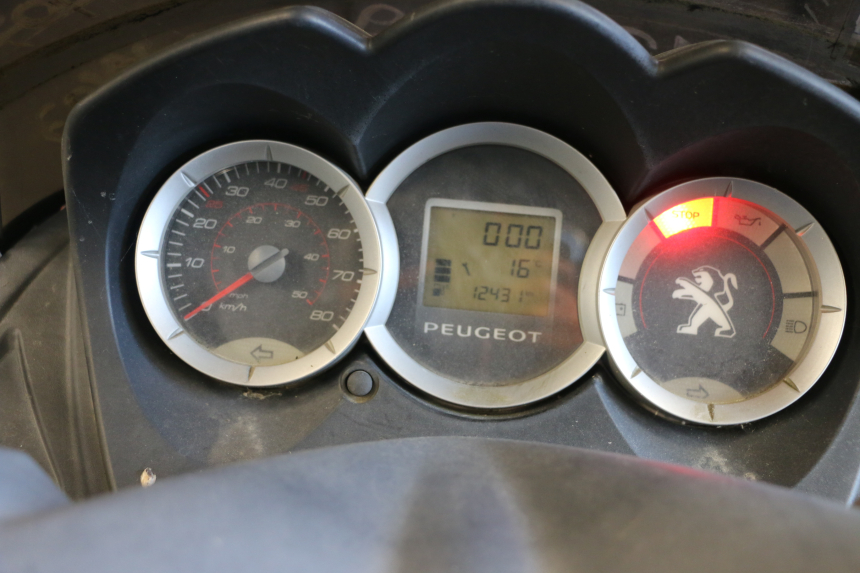 photo de CONTATORE PEUGEOT CITYSTAR 2T 50 (2018 - 2021) - Zoom sullo stato d'uso