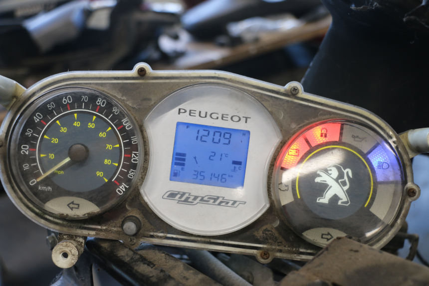 photo de CONTACHILOMETRI PEUGEOT CITYSTAR 125 (2011 - 2017) - Dettaglio del componente