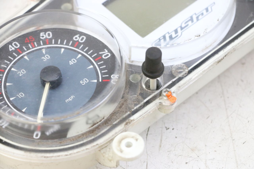 photo de CONTACHILOMETRI PEUGEOT CITYSTAR 50 (2013 - 2017) - Dettagli dei punti di fissaggio