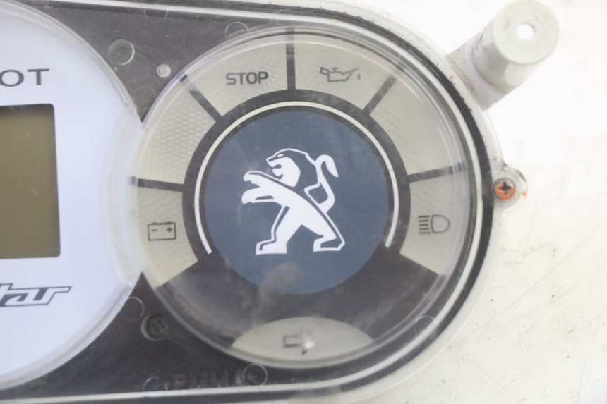 photo de CONTACHILOMETRI PEUGEOT CITYSTAR 50 (2013 - 2017) - Altra angolazione