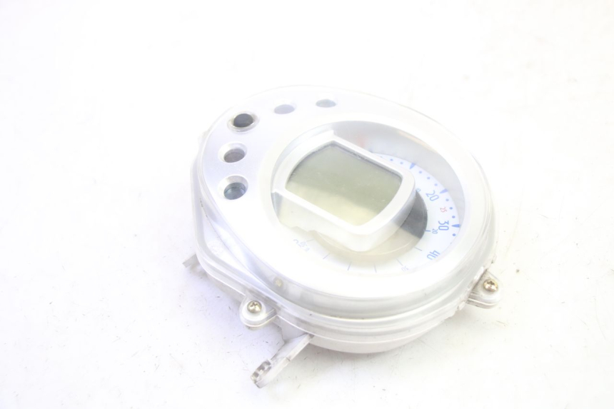 photo de CONTACHILOMETRI PEUGEOT DJANGO 4T 50 (2014 - 2019) - Altra angolazione